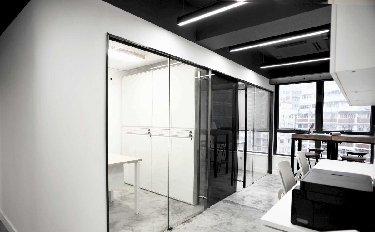 Wanchai Office FAT DESIGN STUDIO ARCHITECTS LIMITED SPACEPLAN給您更多選擇